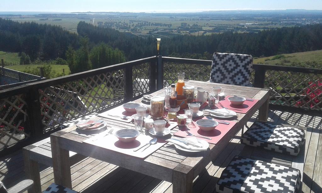Warwick Hills Rural Bed & Breakfast Papamoa Bagian luar foto